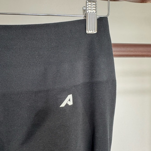 Alphalete ‘Pump Mid Rise Legging’, L - Picture 5 of 5